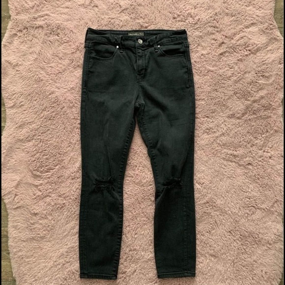 Abercrombie & Fitch Black Skinny Jeans. - Picture 3 of 7